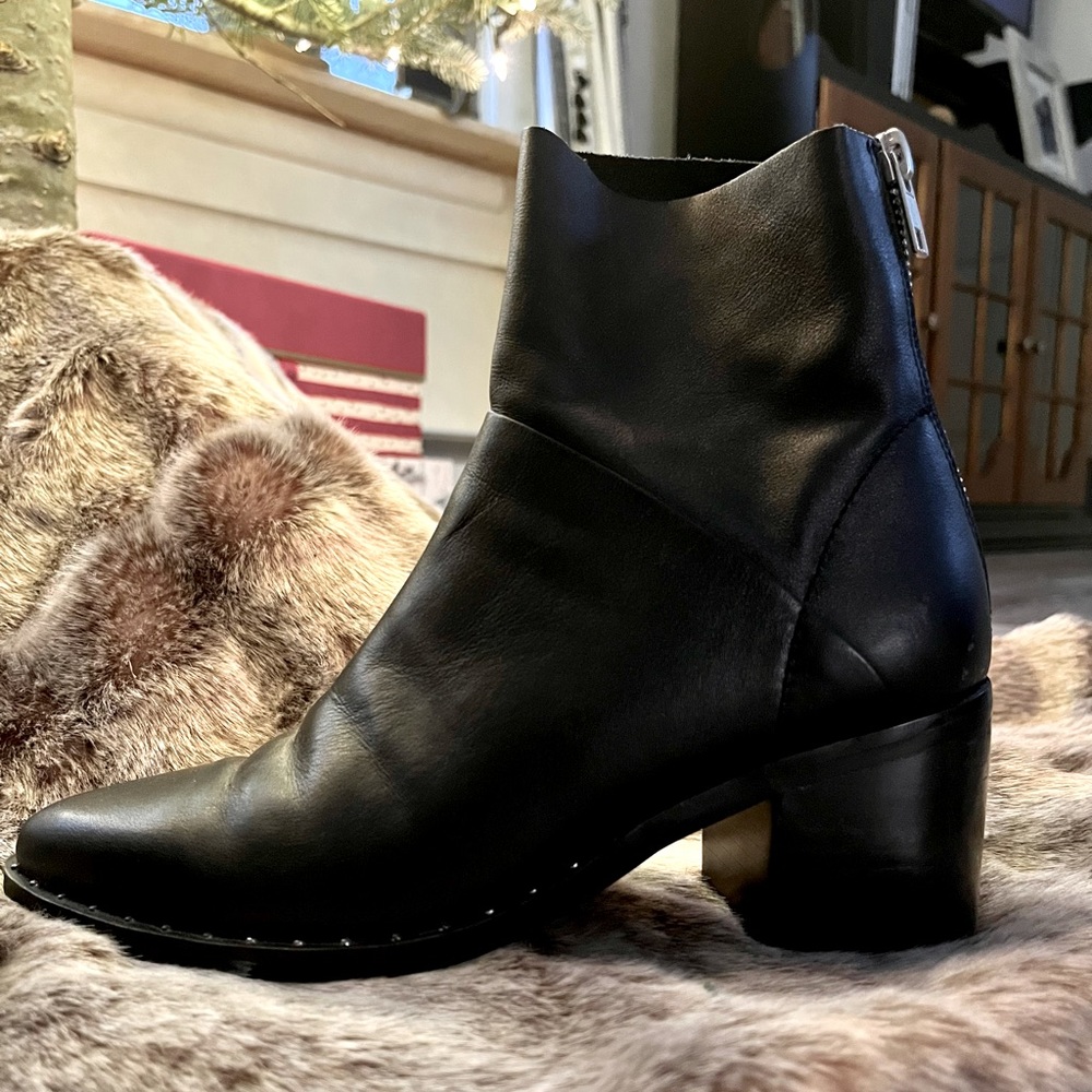 Treasure & Bond Farrah Studded Booties Black 6M